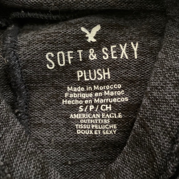 American Eagle Navy Blue Hooded Sweater - Picture 4 of 5